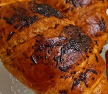 Круассан с шоколадом