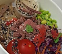 Боул с ростбифом