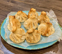 Жареные хинкали с грибами