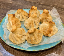 Жареные хинкали с бараниной