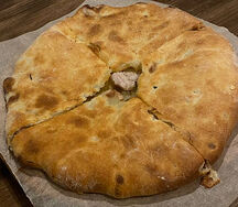 Хачапури Кубдари с говядиной