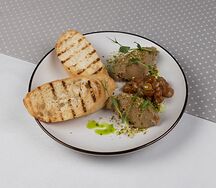 Паштет с грушевым чатни