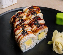 Ролл с угрём и авокадо