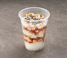 Суши в стакане с курицей