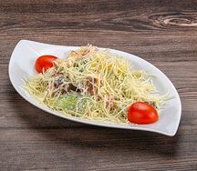 Салат Цезарь с курицей