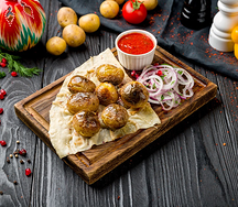 Шашлык из молодого картофеля