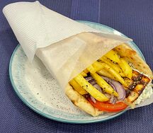 Гирос с халлуми