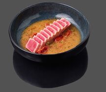 Татаки из тунца Yellowfin со Шри-Ланки