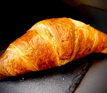 Круассан шоколадный