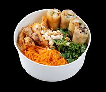 Поке с курицей и спринг-роллами