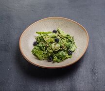 Зеленый салат с брокколи 