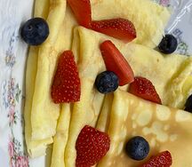 Блинчики с свежими ягодами