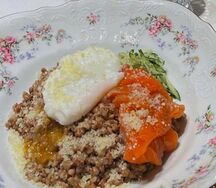 Трюфельная гречка с красной рыбой