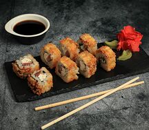 Темпура острый с угрем (жареный)