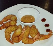 Креветки темпура с соусом спайс