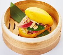 Бао с тунцом татаки