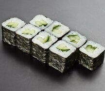 Ролл с огурцом