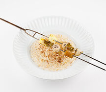 Каша овсяная с печеными фруктами