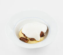 Бараньи язычки с картофельным пюре и муссом из пармезана