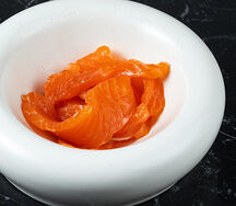 Лосось слабосолёный