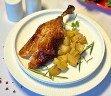 Утка с яблоками готовая замороженная