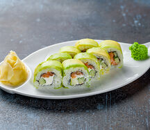 Ролл Лосось в Авокадо