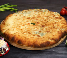 Осетинский пирог с сыром и шпинатом