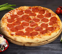 Пицца пепперони 
