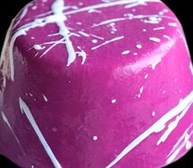 Пирожное Черная смородина 