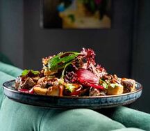 Салат с куриной печенью 