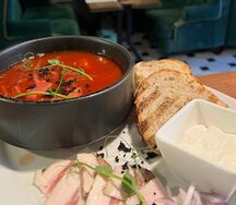 Борщ с салом 