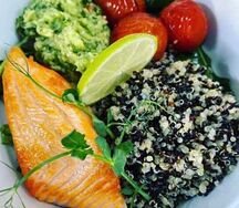 Боул с лососем 