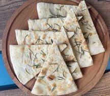 Фокачча с пармезаном 