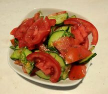 Помидор и огурец