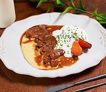 Утиное филе с бататом и муссом из пармезана