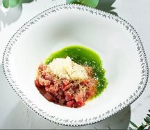 Тартар из тунца с яблоком