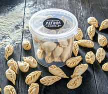 Пельмени с говядиной и квашеной капустой