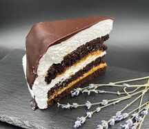 Торт Сникерс