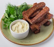 Гренки чесночные