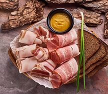 Разное сало с горчицей и хреном