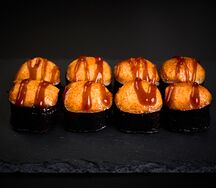 Запечённый ролл с лососем