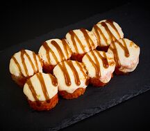 Запечённый ролл с креветкой