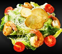 Салат Цезарь с креветками
