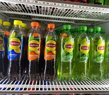 Черный чай Lipton Персик