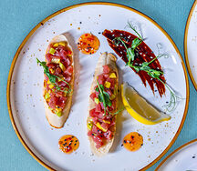 Чиабатта с тунцом и авокадо