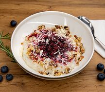 Каша рисовая с вишней и белым шоколадом