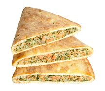 Пирог с лососем и рисом