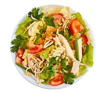 Салат с куриной грудкой и овощами