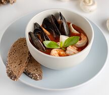 Суп томатный с морепродуктами 