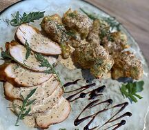 Цыпленок карри под ореховым соусом